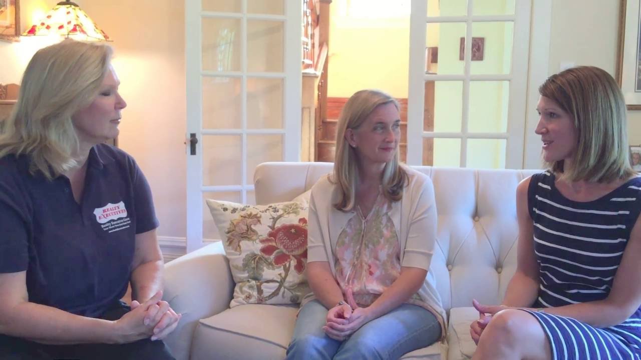 Downers Grove real estate agent Shanon Tully explores the Randall Park Neighborhood, Downers Grove