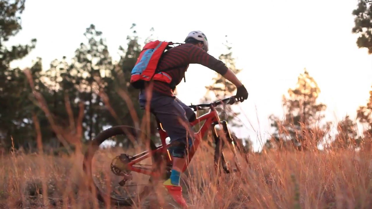Tobi rides the Mojo 3