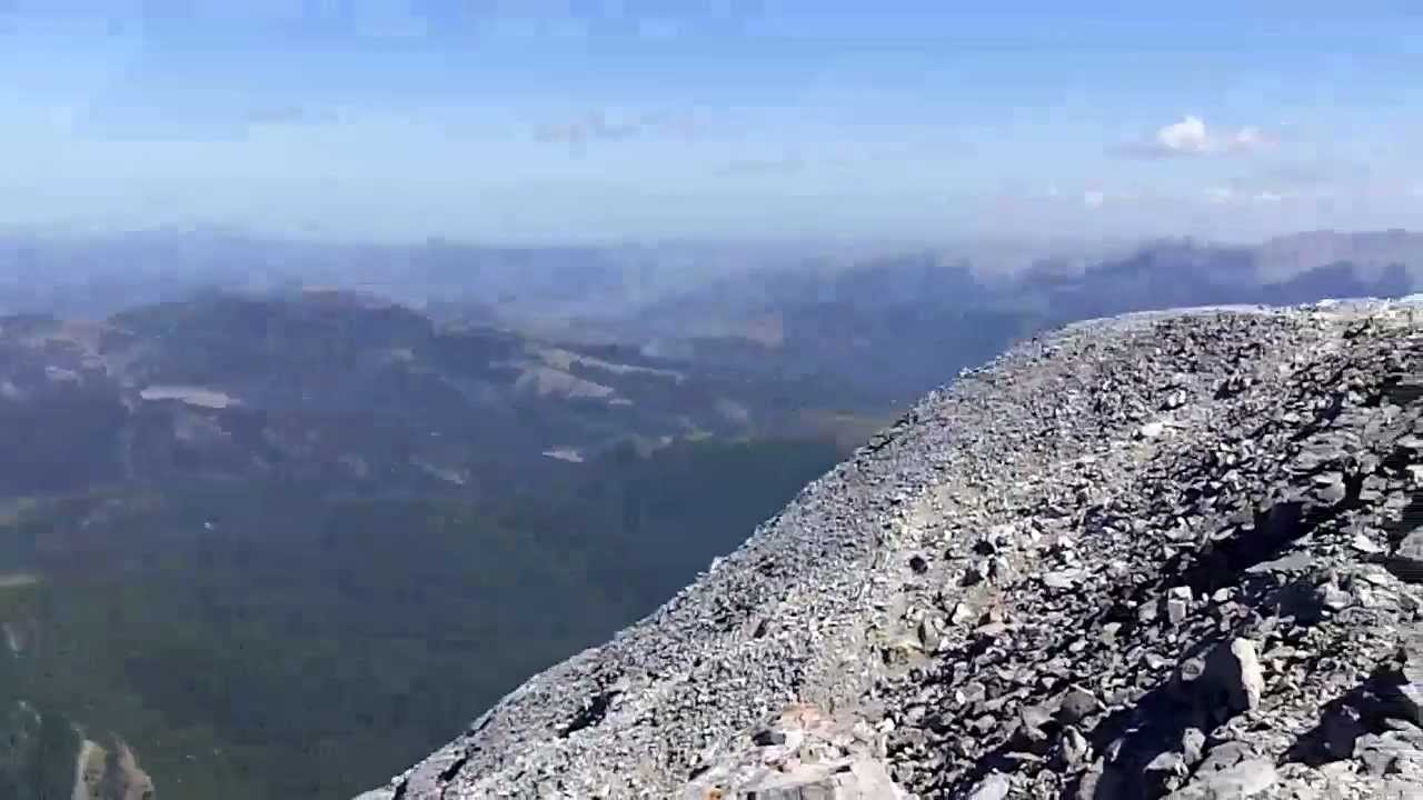 Crowsnest Mountain Hike