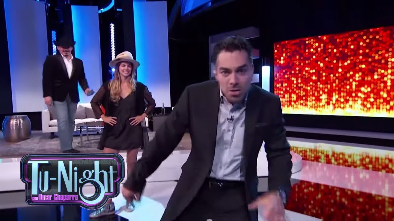 STEPHANIE CAYO se baila OMAR CHAPARRO en este duelo de pasos | Tu-Night con Omar Chaparro