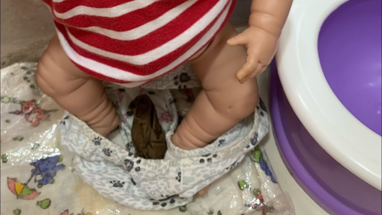 Desfralde do baby Miguel-ele fez coco na roupa 😱💩/ Milli Produções
