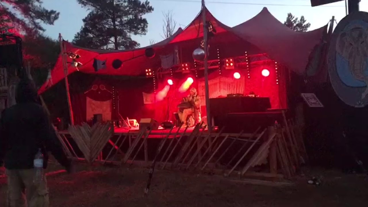 BeatuniQue Sunrise Show @ 3000grad (12.08.2018)