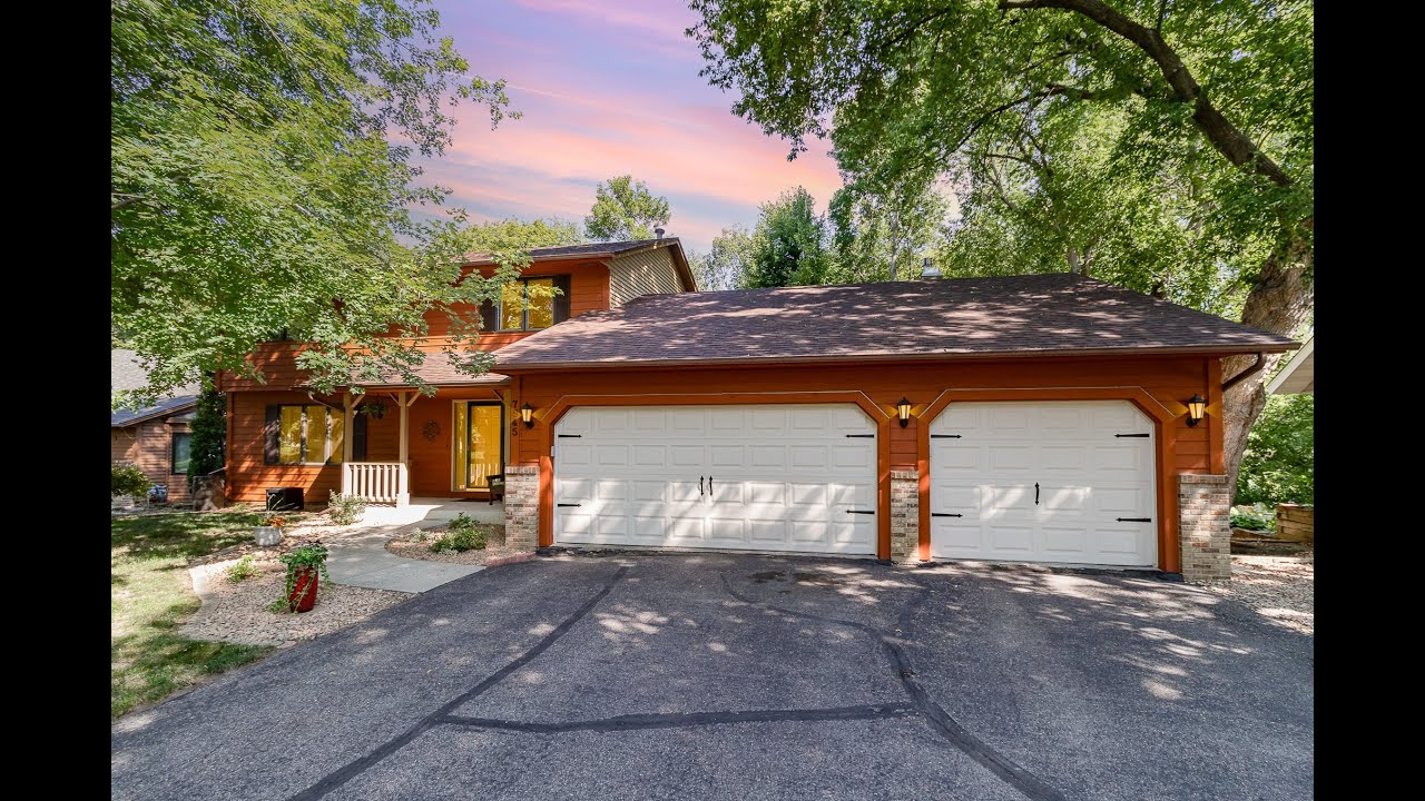Lakeville Home For Sale Your Realtors, Keith Hittner Sr. and Sheila Hittner. Twin Cities Real Estate