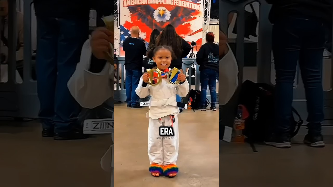 essa menina ensinou o verdadeiro jiu-jitsu para esse garoto #shortsfeed #jiujitsu