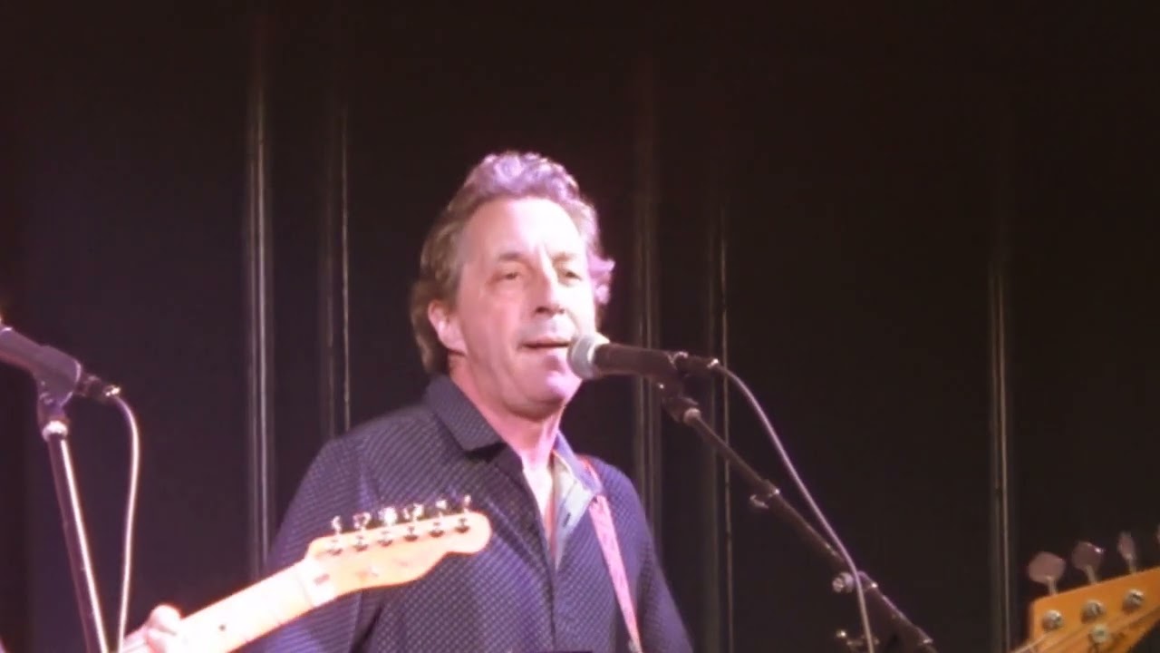 RADIO RADIO - PLAYIN' ENGLISH