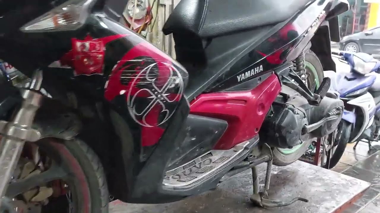 NOVO LX 135 MẤT ĐIỆN ĐÈN VÀ ĐIỆN SẠC VẬT AE THỢ CHỖ MÌNH.