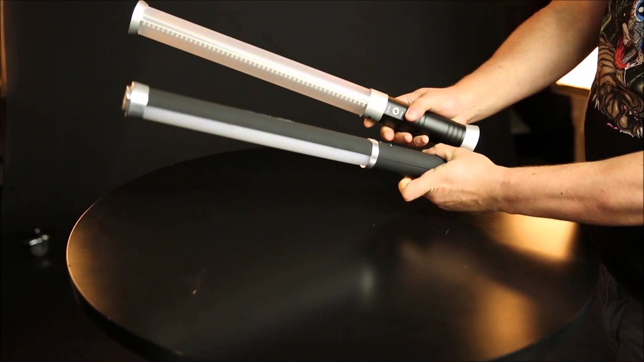 MTL-900 ii vs Westcott Ice Light (First Generation)