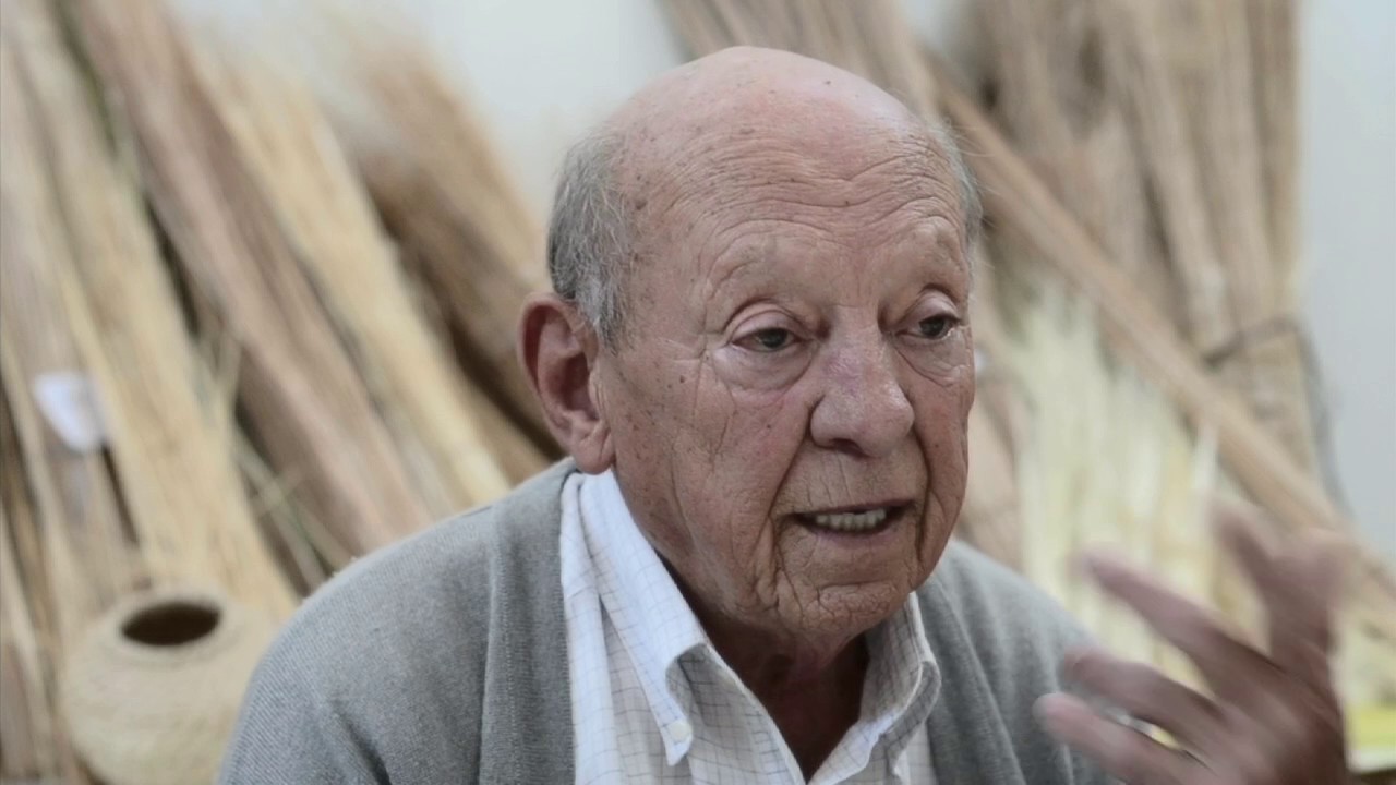 PURPURINA estudio creativo. Juan Ramírez. maestro de la cestería tradicional.