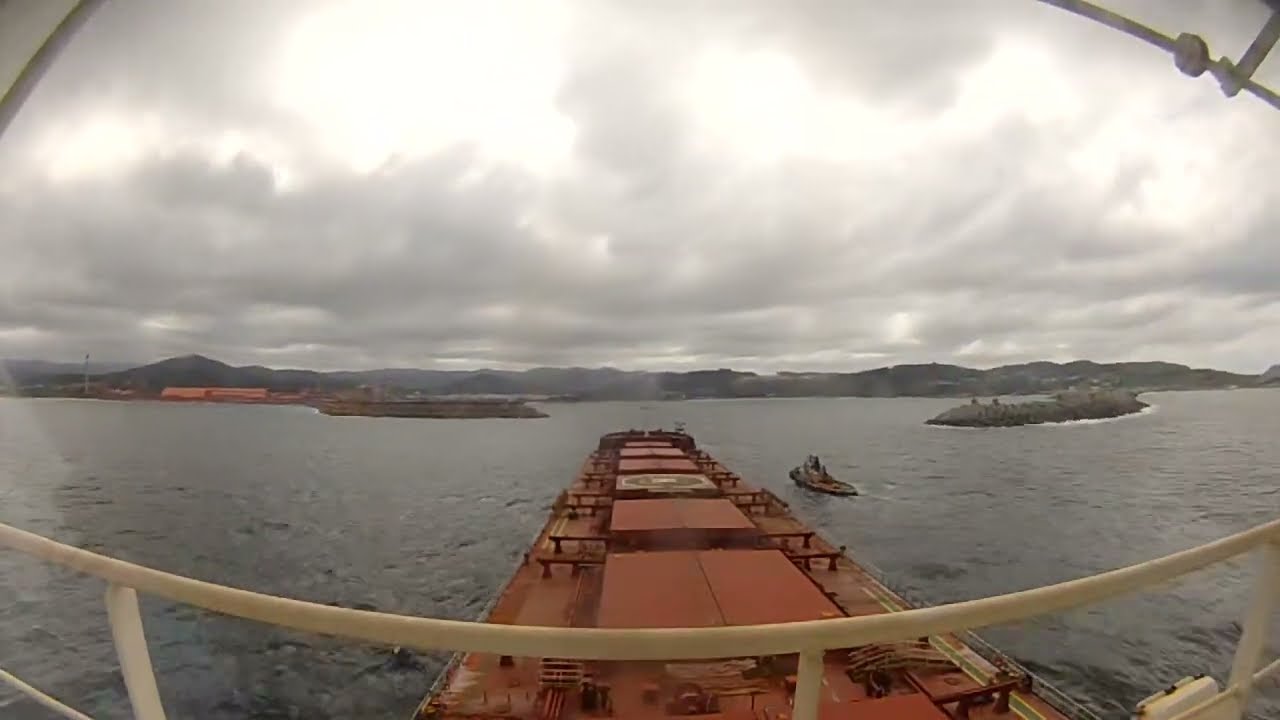 Berthing a Panamax with fresh wind from the PS beam