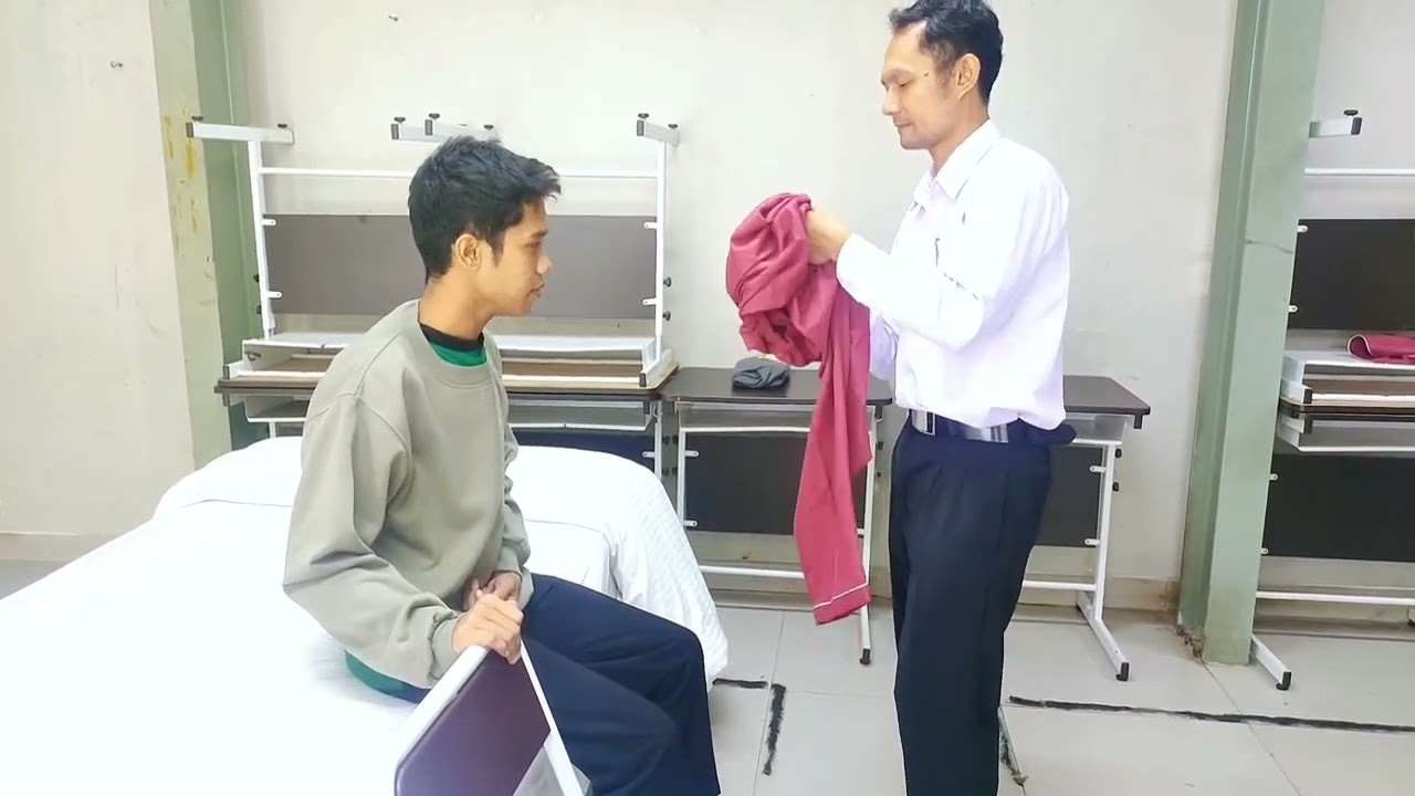 praktek mengganti pakaian kaigo #belajarkaigo