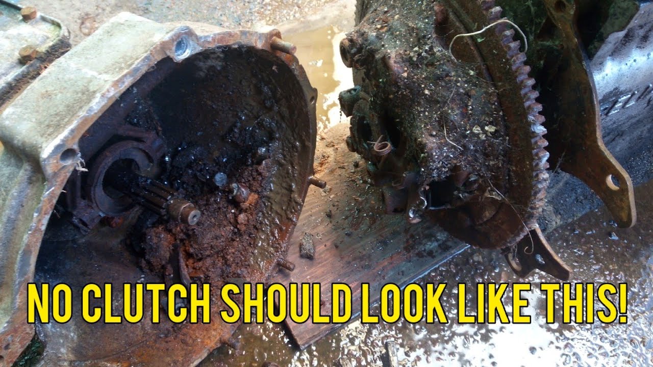 Reliant Robin 850cc. How to separate a stuck gearbox from a seized engine without blasphemy 😤