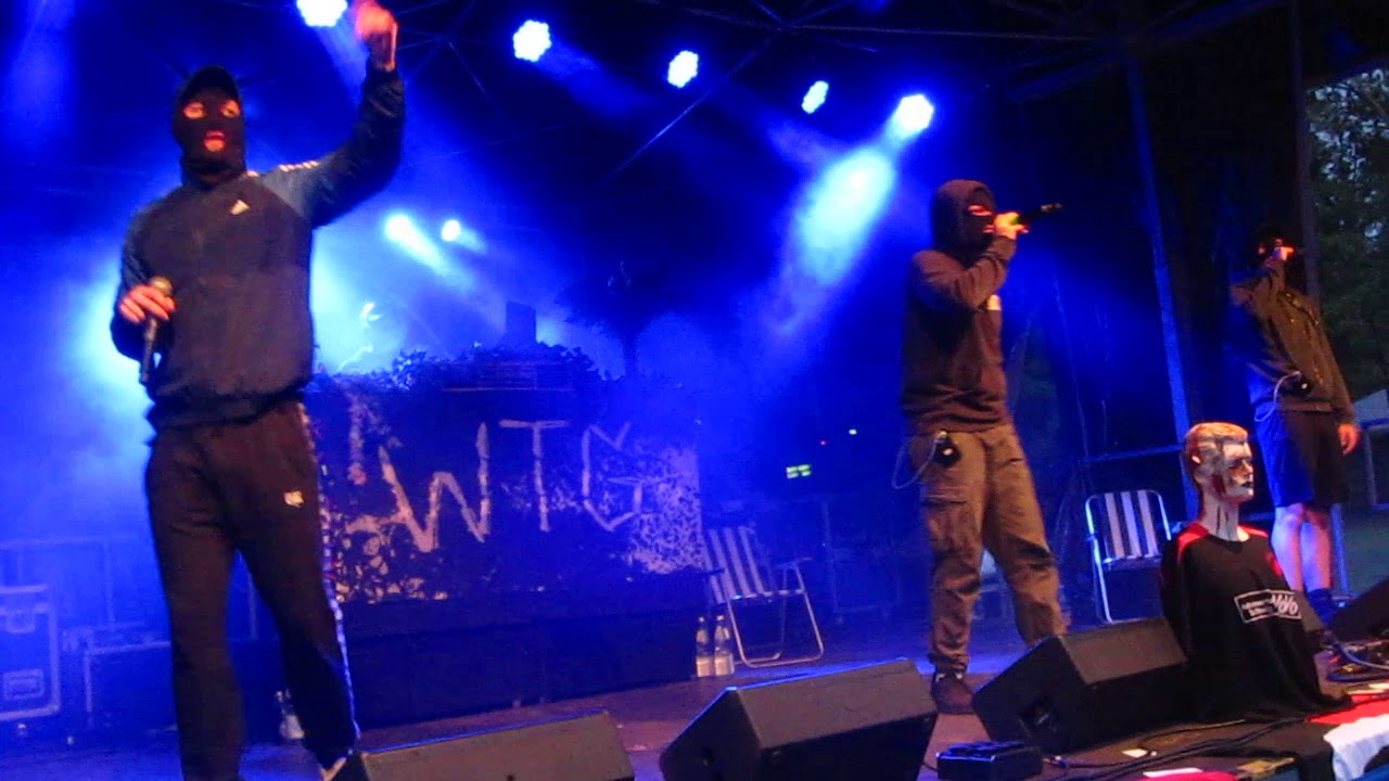 WAVING THE GUNS 10 Jahre Roter Stern Flensburg Fest