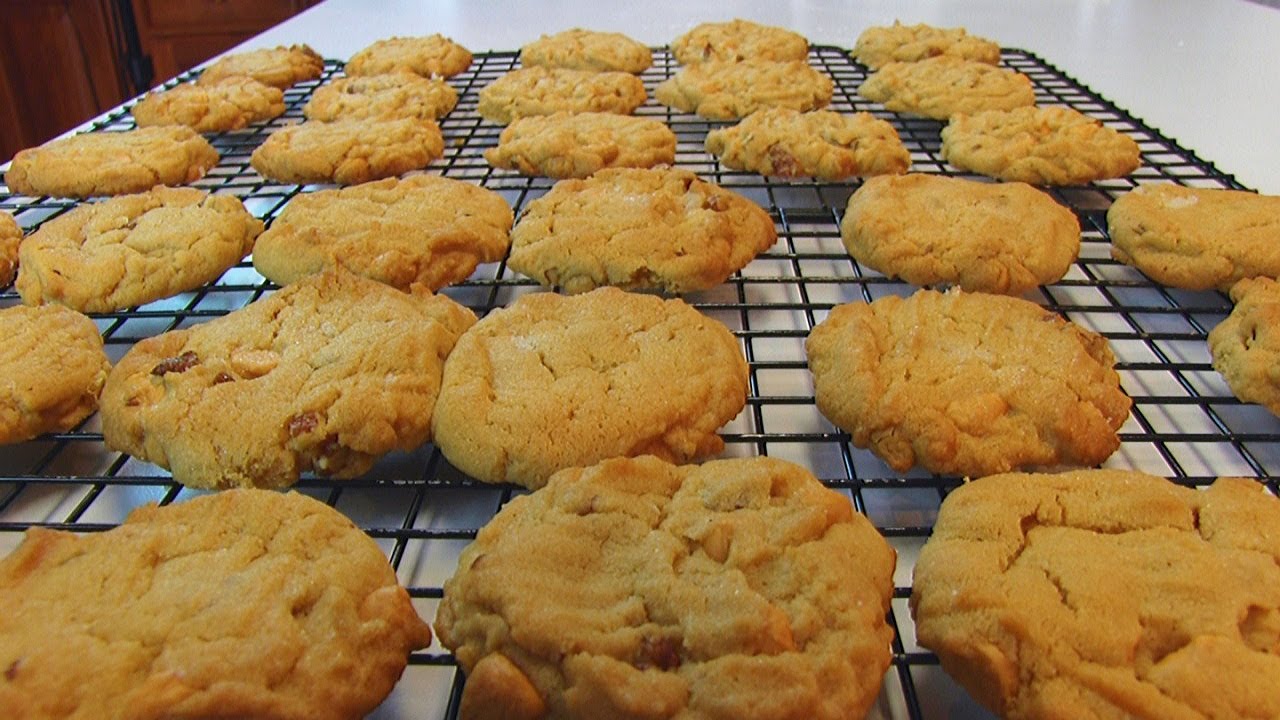 Betty's Peanut Butterscotch Cookies