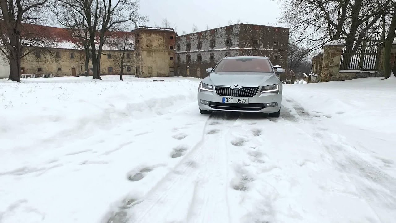 ZaVolantem - &Scaron;koda Superb 2016