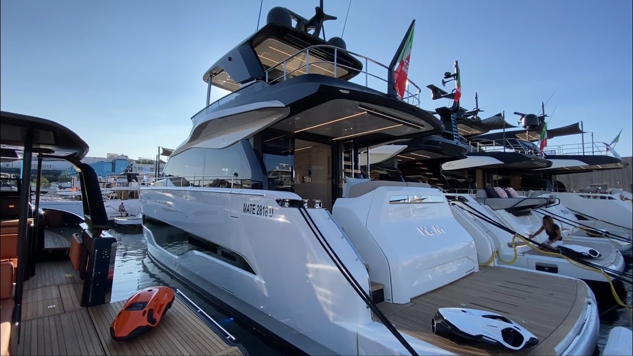 Cranchi 62 w/ Volvo Penta 2x D13 IPS 1350 1000HP &mdash; Review & Walkthrough