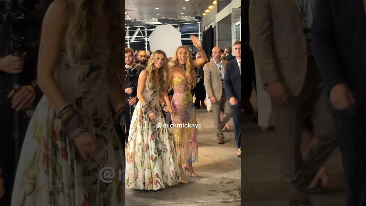 Blake Lively and Isabela Ferrer at the It End With Us Premiere 🎬🥰