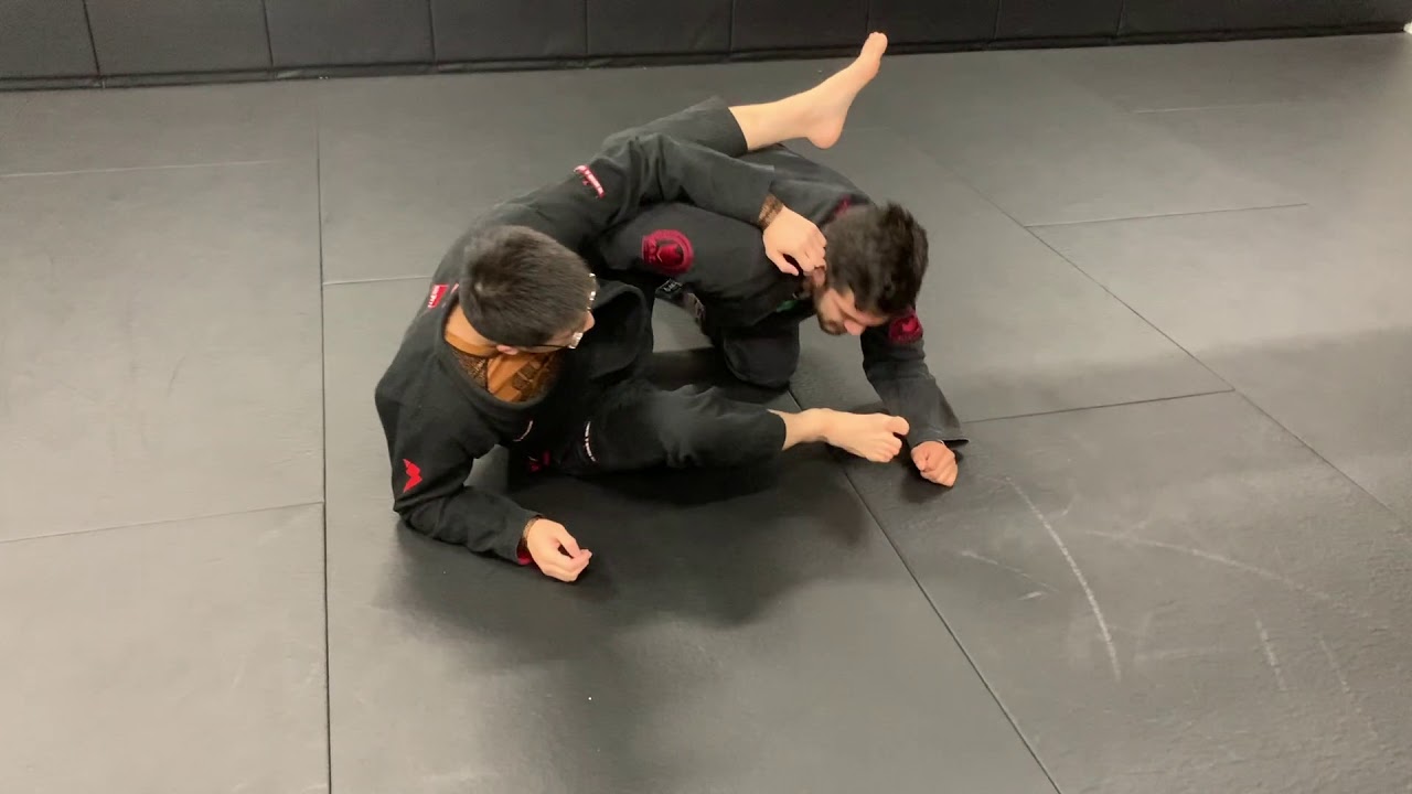 Attacks and Sweeps From Shawn Williams Guard