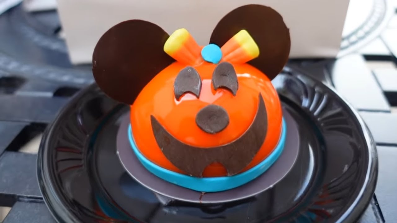 Fall Treats at Disney Springs - Walt Disney World 2020