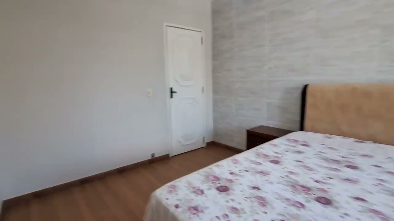 Casa Triplex com área de lazer - Ramos, RJ