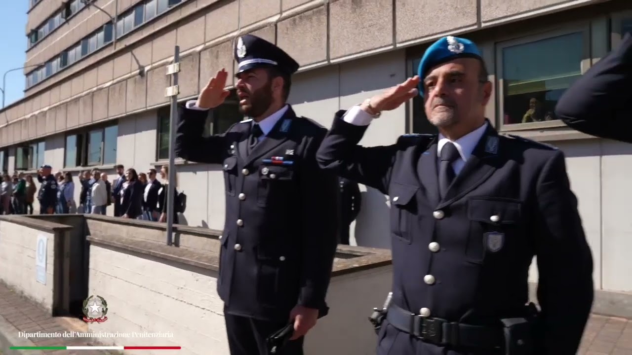 Cerimonia del ritiro della bandiera della Polizia Penitenziaria per la parata del 2 giugno