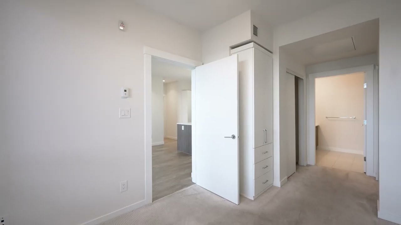 202 625 E 3rd Street, North Vancouver - The Partners Real Estate - Derek Grech//Elliott Chun