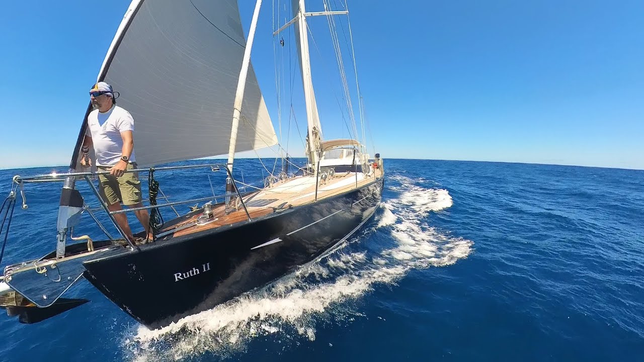 Sailing the South Atlantic from Capetown to Saint Helena