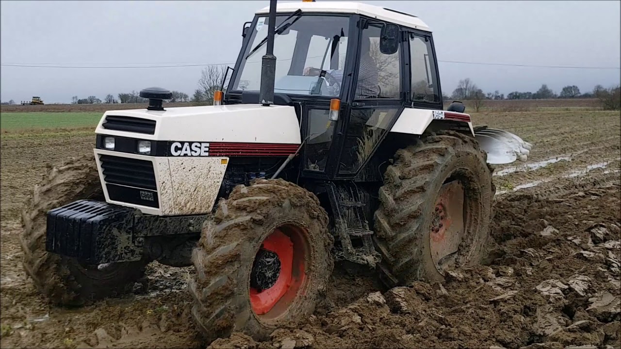 CASE 1694 PLOUGHING SUGAR BEET LAND