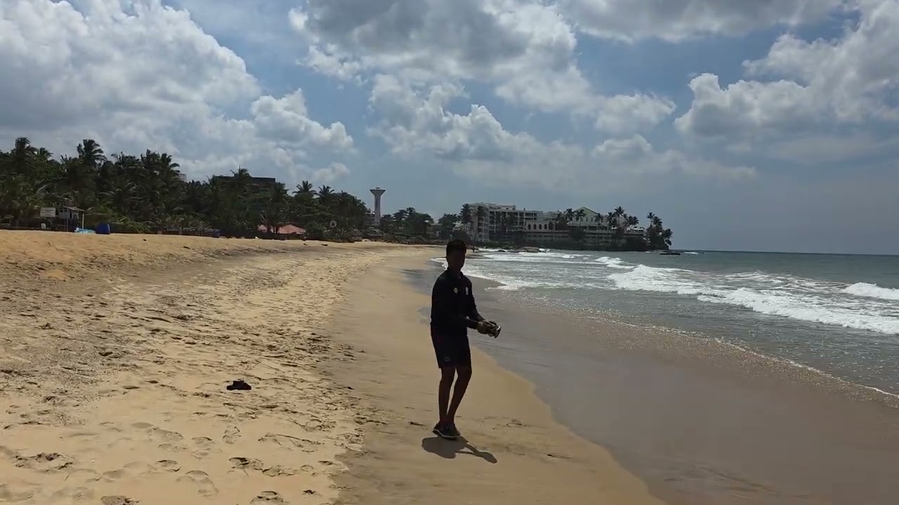 Mount Lavinia Beach 