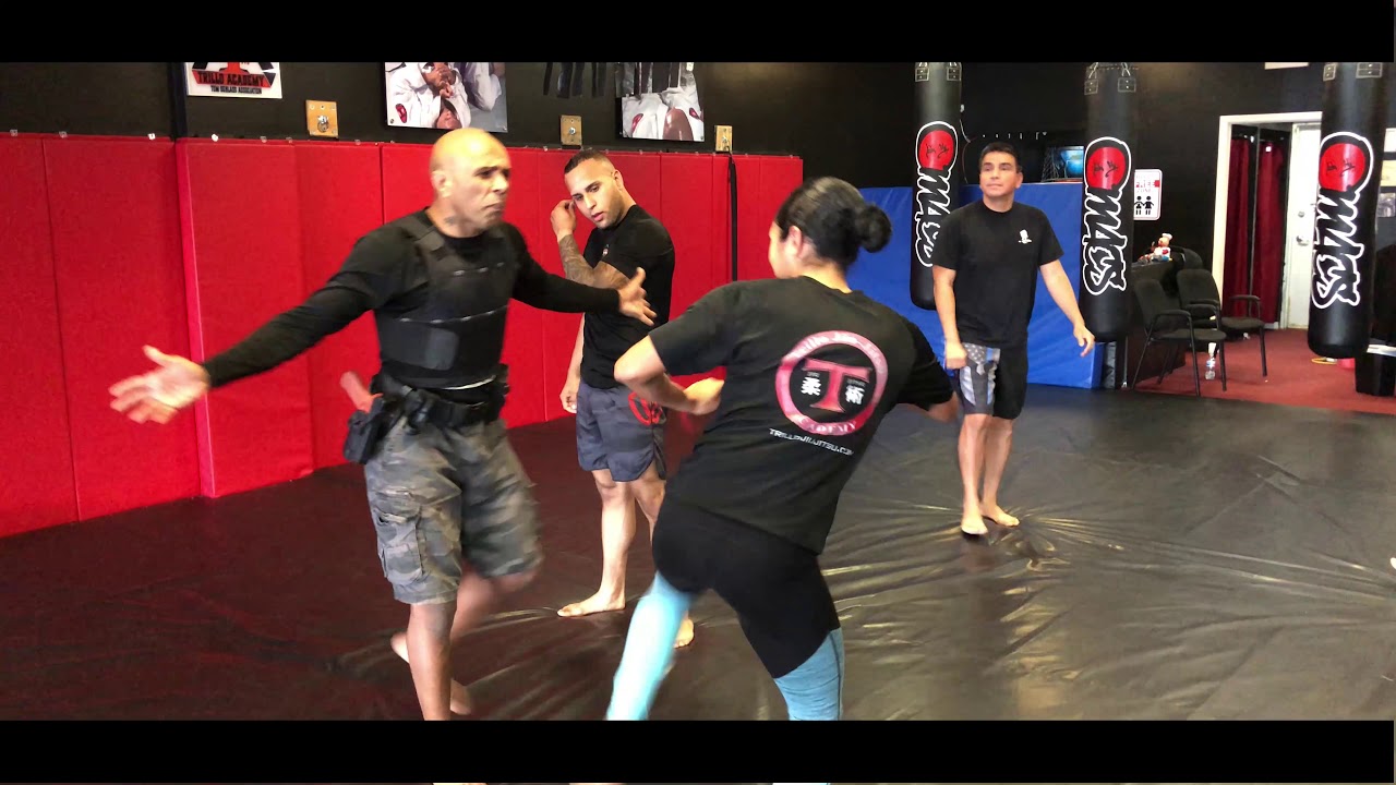 ATTACK THE COP!! Police Street Combatives Jiujitsu