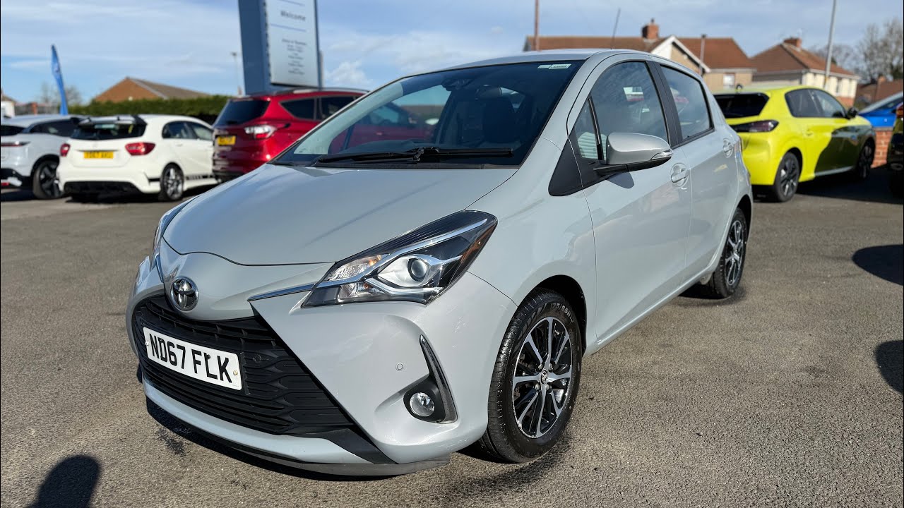 Toyota Yaris 1.5 VVT-i Icon Tech Hatchback 5dr Petrol Manual Euro 6 2018 года выпуска, 67 км проб...