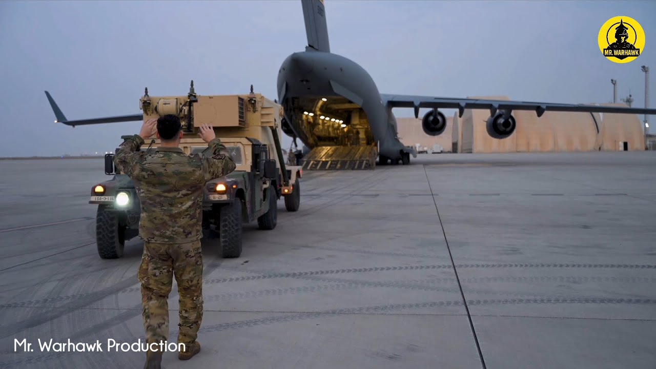 C-17 Globemaster III Conducts Cargo Mission in CENTCOM
