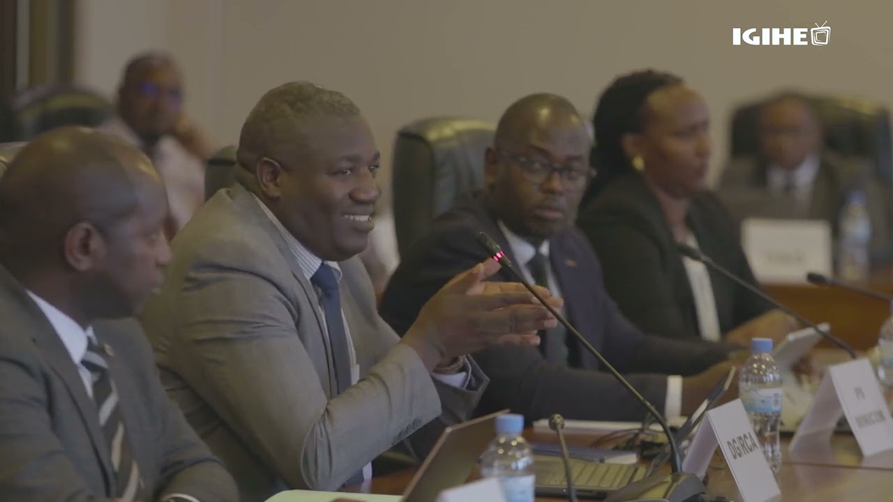Ntiyadukwepa gutya: Abadepite bavuga kuri Prof Harelimana wayoboraga RCA wanze kwitaba PAC