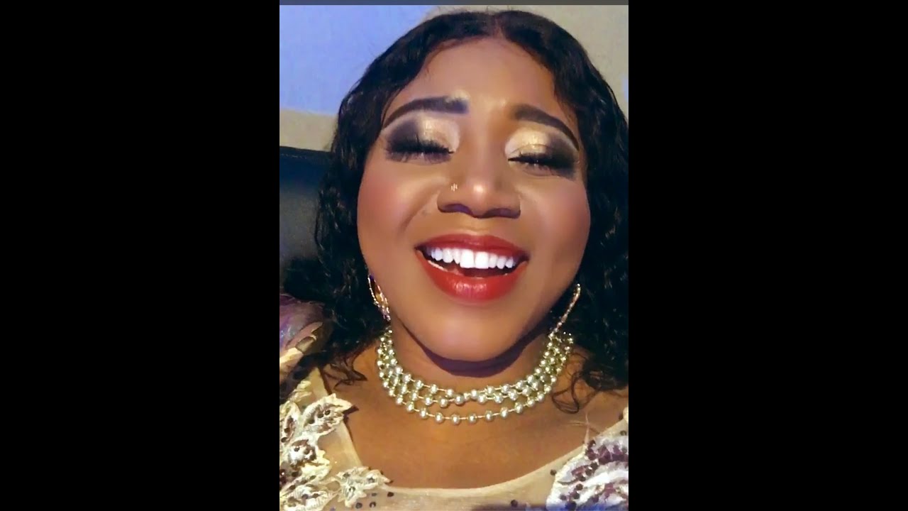 LA DIVA SAMRA.HABIBI 2022