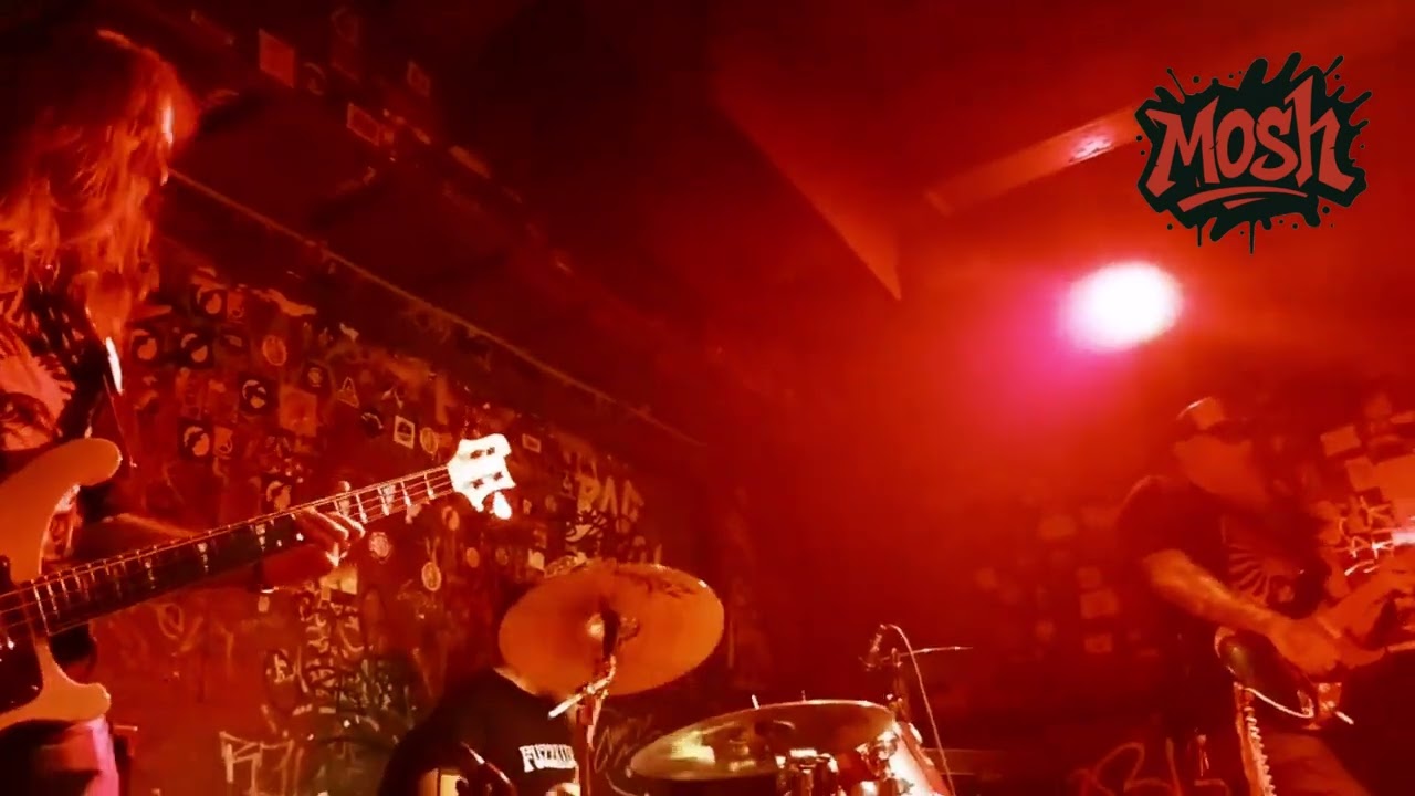 Fuzzrider - Voodoo Child #cover #live @badtoothbar9624 @fuzzrider4891 #jimihendrix 28/9/25