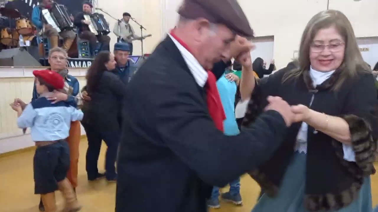 Xote laranjeira ( Os Bertussi)Amaranto e seu conjunto