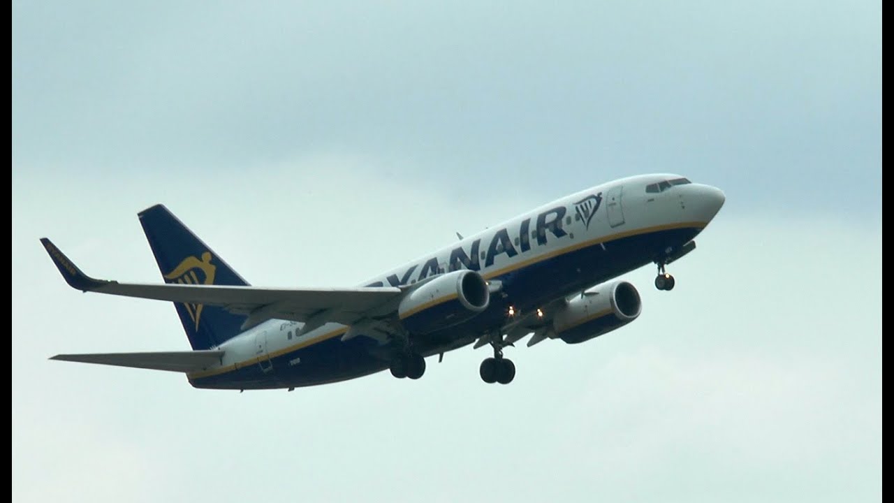 Ryanair na lotnisku Olsztyn-Mazury. Szymany. Konferencja prasowa