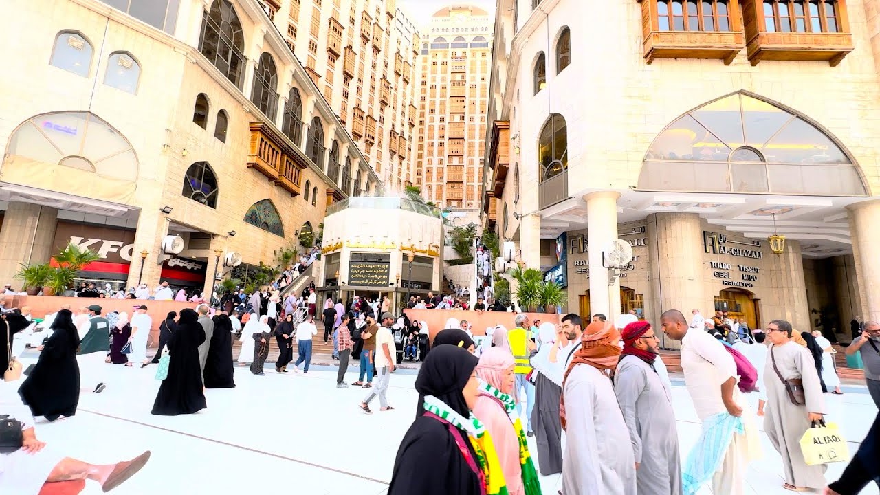 Gate 84 & 85, Food Court, KFC Takeaway, Carrefour, WC 4, 5 & 8, Shower Area, Masjid Al Haram Makkah