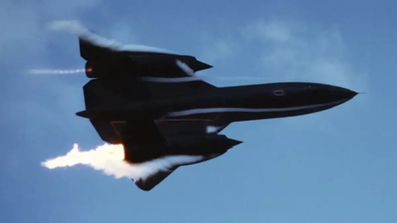 Aterrizaje de emergencia en pleno vuelo con destino a Alaska SR-71 Blackbird | 4K Ultra Gráficos