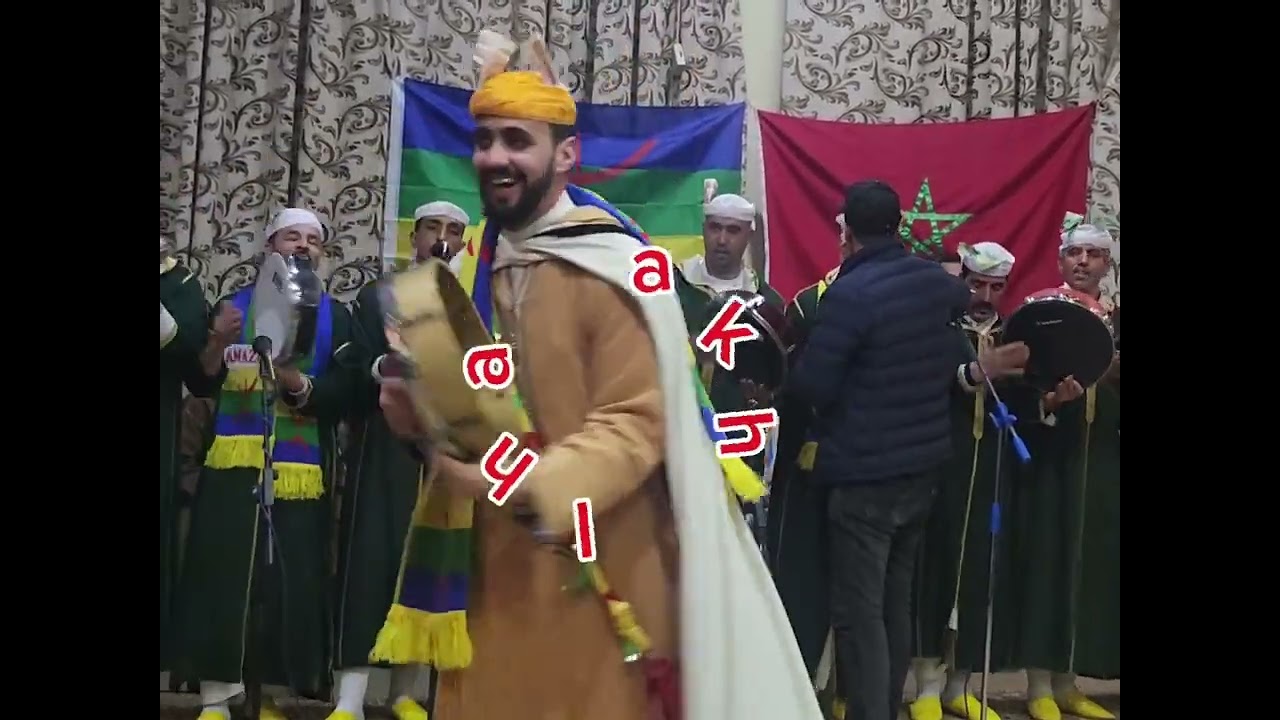 محمد اوهمشان يبدع في اللحن والكلمات 