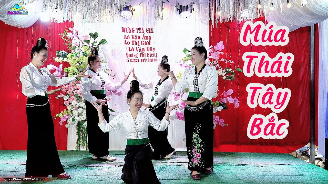 MÚA THÁI TÂY BẮC -  ĐỘI VĂN NGHỆ GIA ĐÌNH MÚA MỪNG LỄ TÂN GIA ÔNG BÀ : LÒ VĂN ẮNG & LÒ THỊ GIÓT