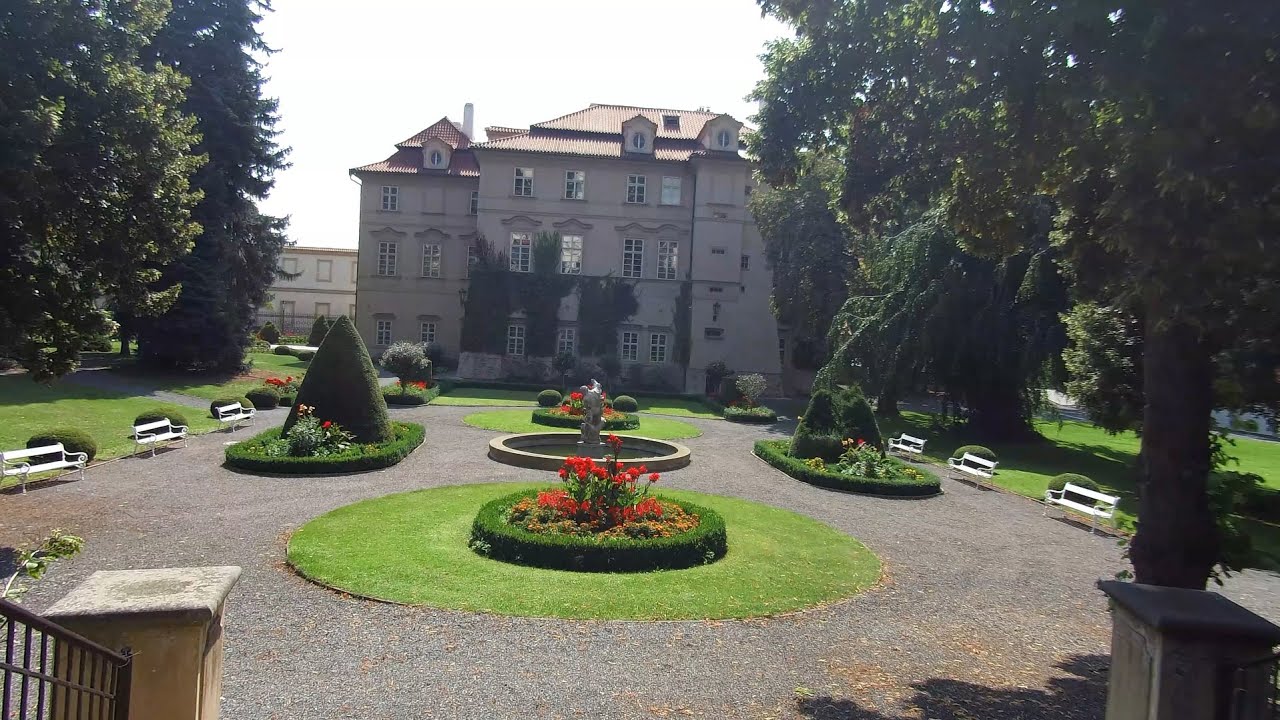The Great Fürstenberg garden, Prague (Walking tour, 4K)