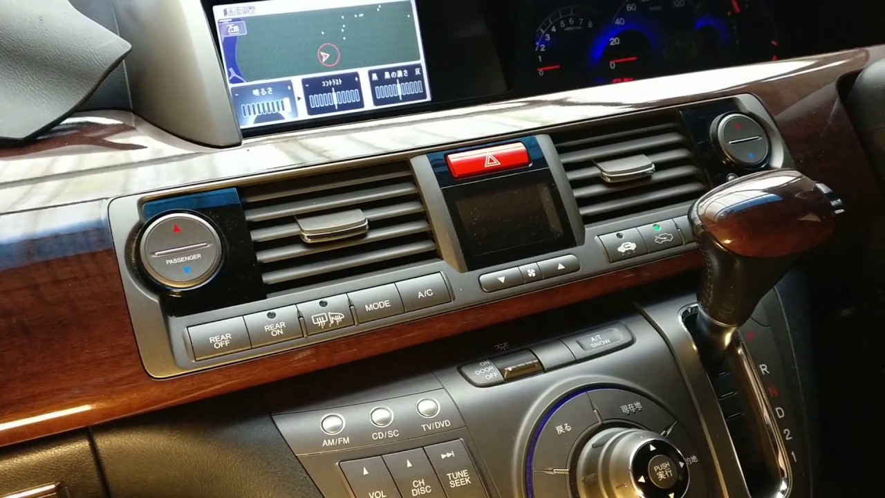 Регулировка момента зажигания Honda Elysion.