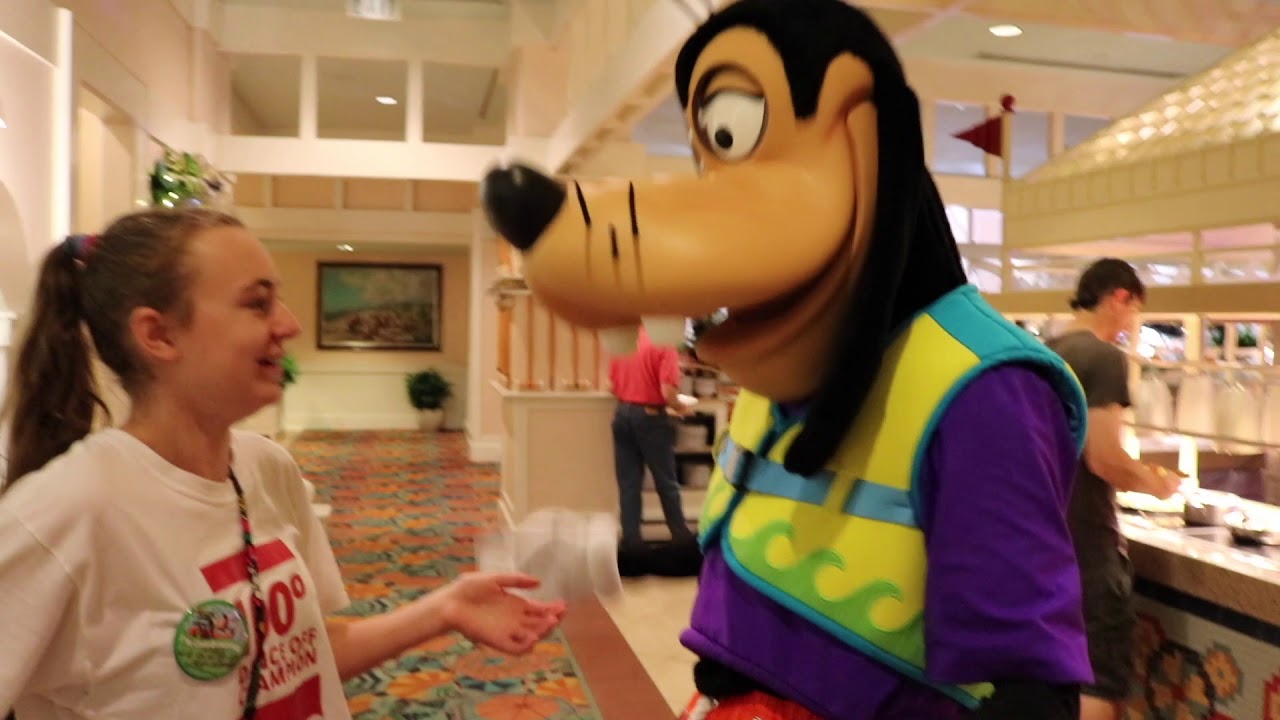 SECRET DISNEY CHARACTER MEET & GREET