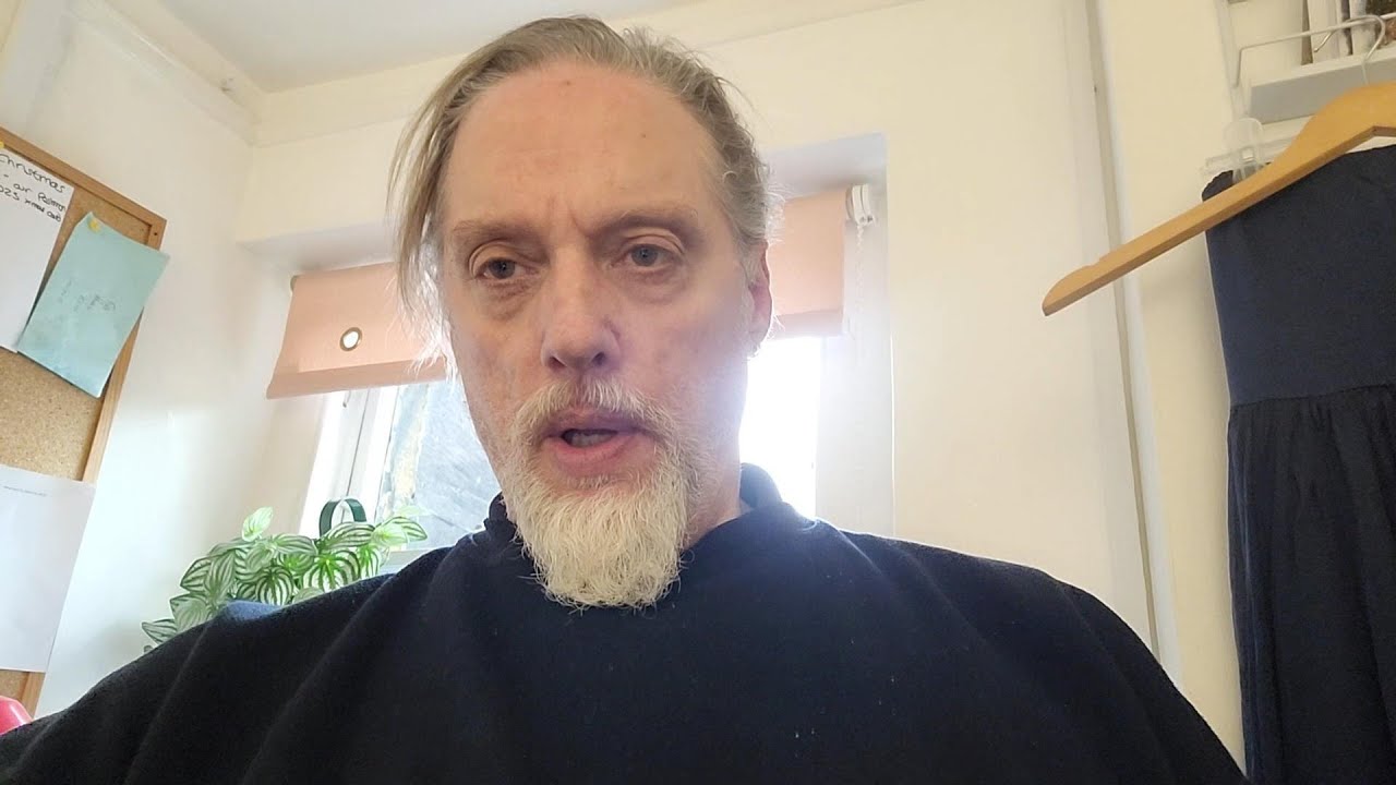 Нездоровая одержимость Беато популизмом!