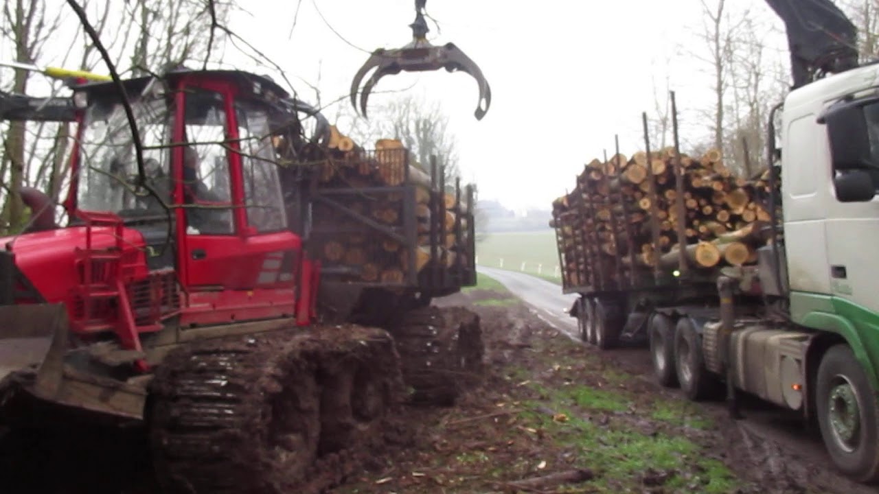 Déchargement du porteur par le semi
