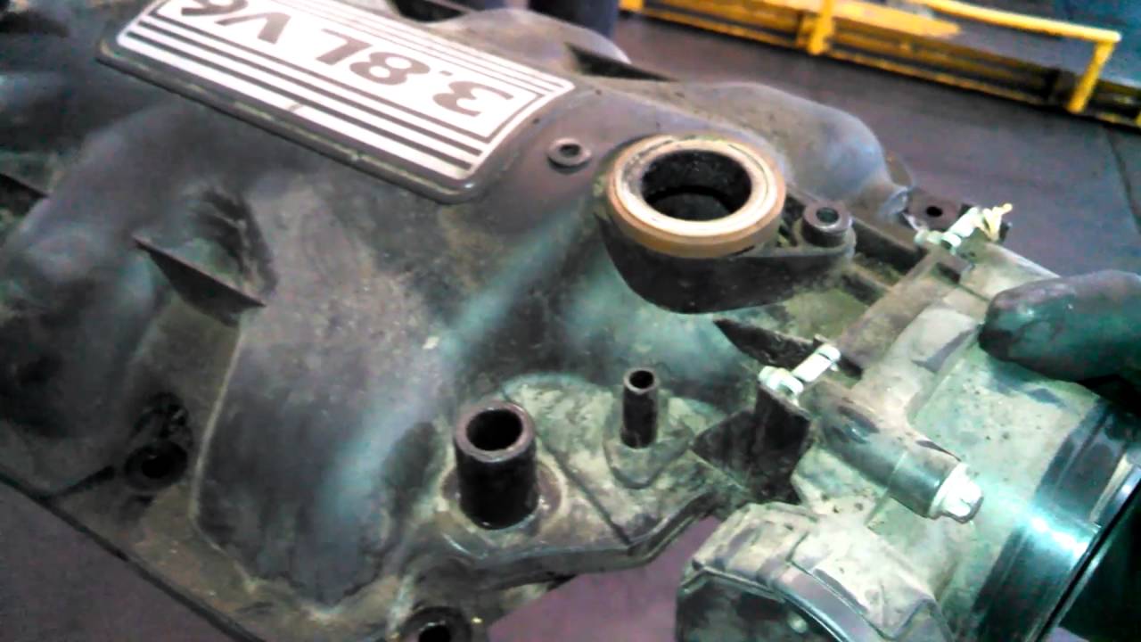 Замена впускного коллектора 2008 Jeep Wrangler 3.8L снятие верхнего впускного коллектора