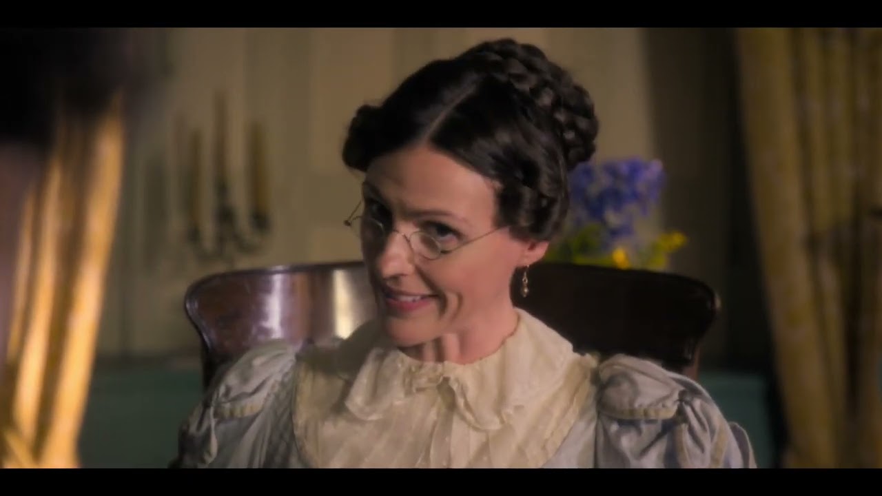 suranne jones as miss pinkerton in vanity fair (episode 01-02)