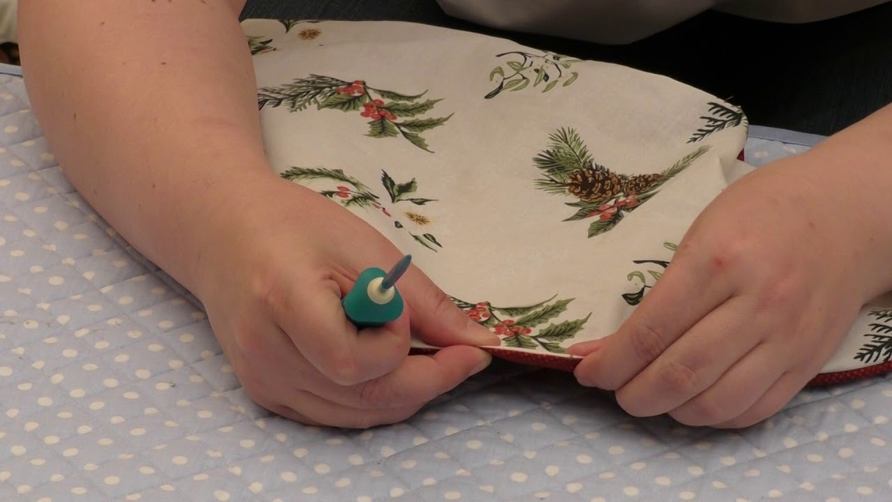 Serviettes de table pour Noël - tutoriel gratuit
