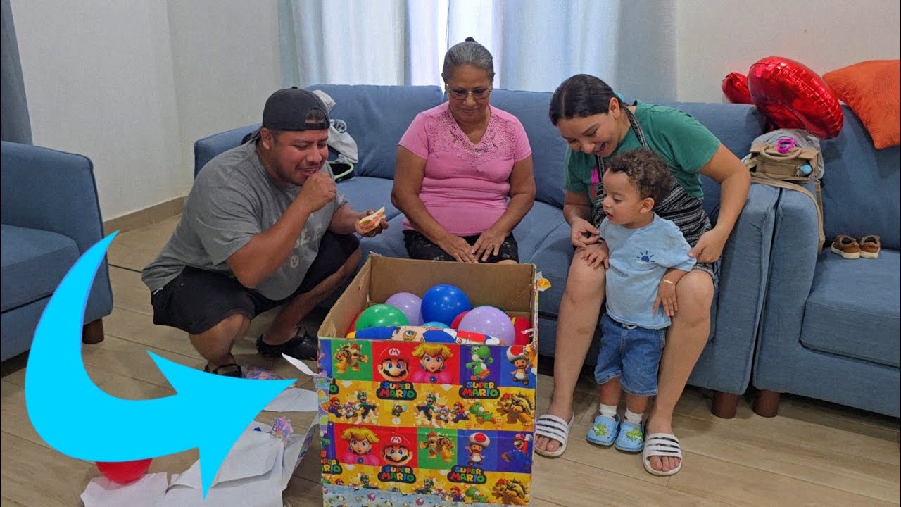 Mi Mamá Le Trajo Un Regalote A Santiago, Que Linto🥳