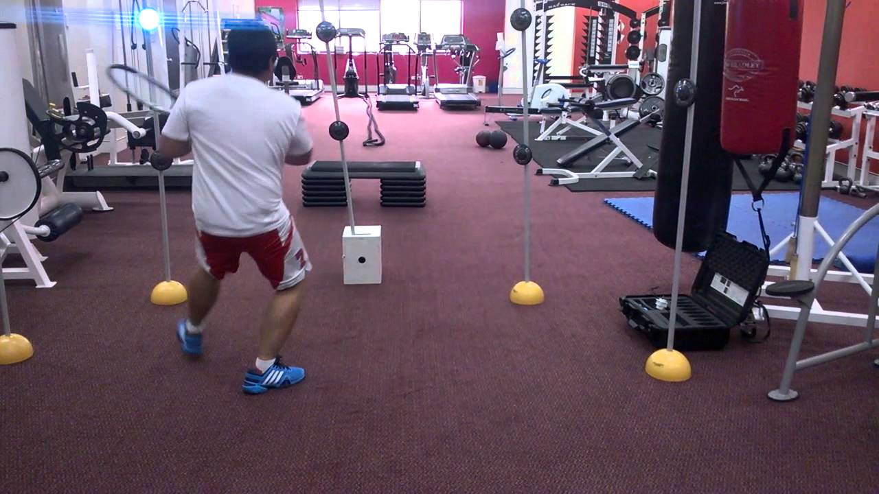 A Reaction time training exercise for tennis players